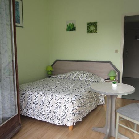 Hotel Cafe Du Palais Thonon-les-Bains Room photo